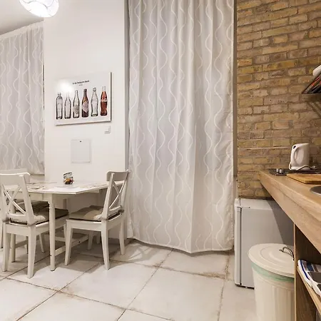 Luxury Retro Star * Budapešť